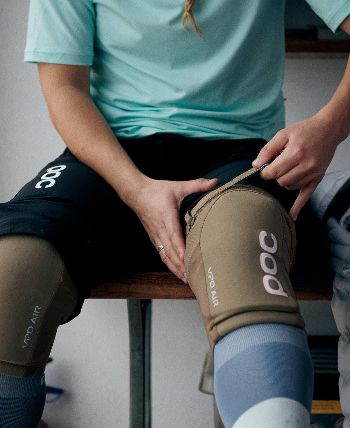 Lightweight Joint VPD Air Knee Pads - Ultimate Mountain Biking Armor for Men and Women.